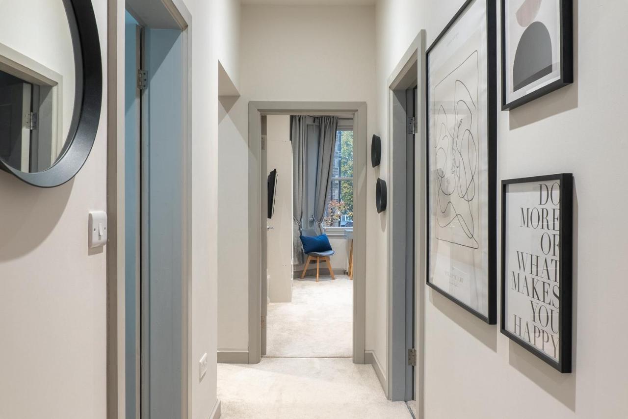 Spring Mount Huge Luxury Full Apartment- Harrogate Centre-Two Extremely Comfy Kingsize Bedrooms-Fully Equipped Modern Kitchen-Cosy Living Room With Huge Tv Exterior foto