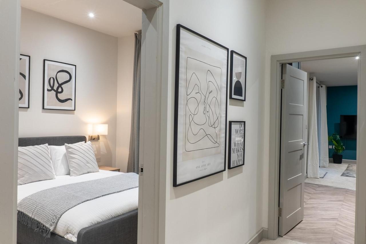 Spring Mount Huge Luxury Full Apartment- Harrogate Centre-Two Extremely Comfy Kingsize Bedrooms-Fully Equipped Modern Kitchen-Cosy Living Room With Huge Tv Exterior foto