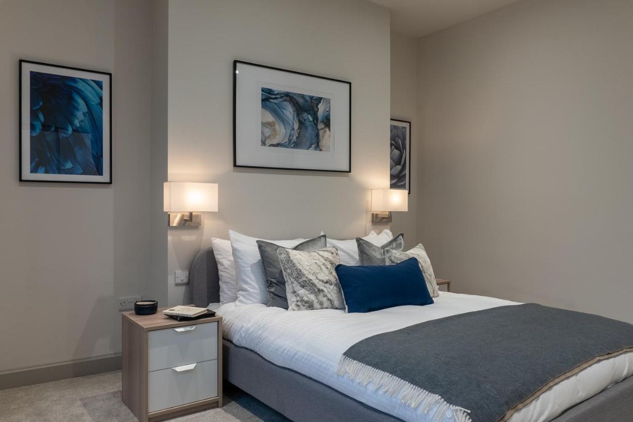 Spring Mount Huge Luxury Full Apartment- Harrogate Centre-Two Extremely Comfy Kingsize Bedrooms-Fully Equipped Modern Kitchen-Cosy Living Room With Huge Tv Exterior foto