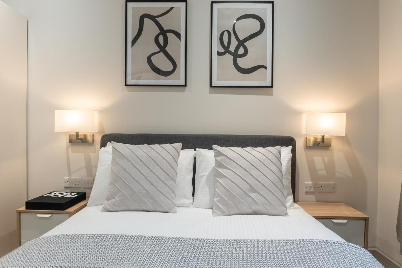 Spring Mount Huge Luxury Full Apartment- Harrogate Centre-Two Extremely Comfy Kingsize Bedrooms-Fully Equipped Modern Kitchen-Cosy Living Room With Huge Tv Exterior foto